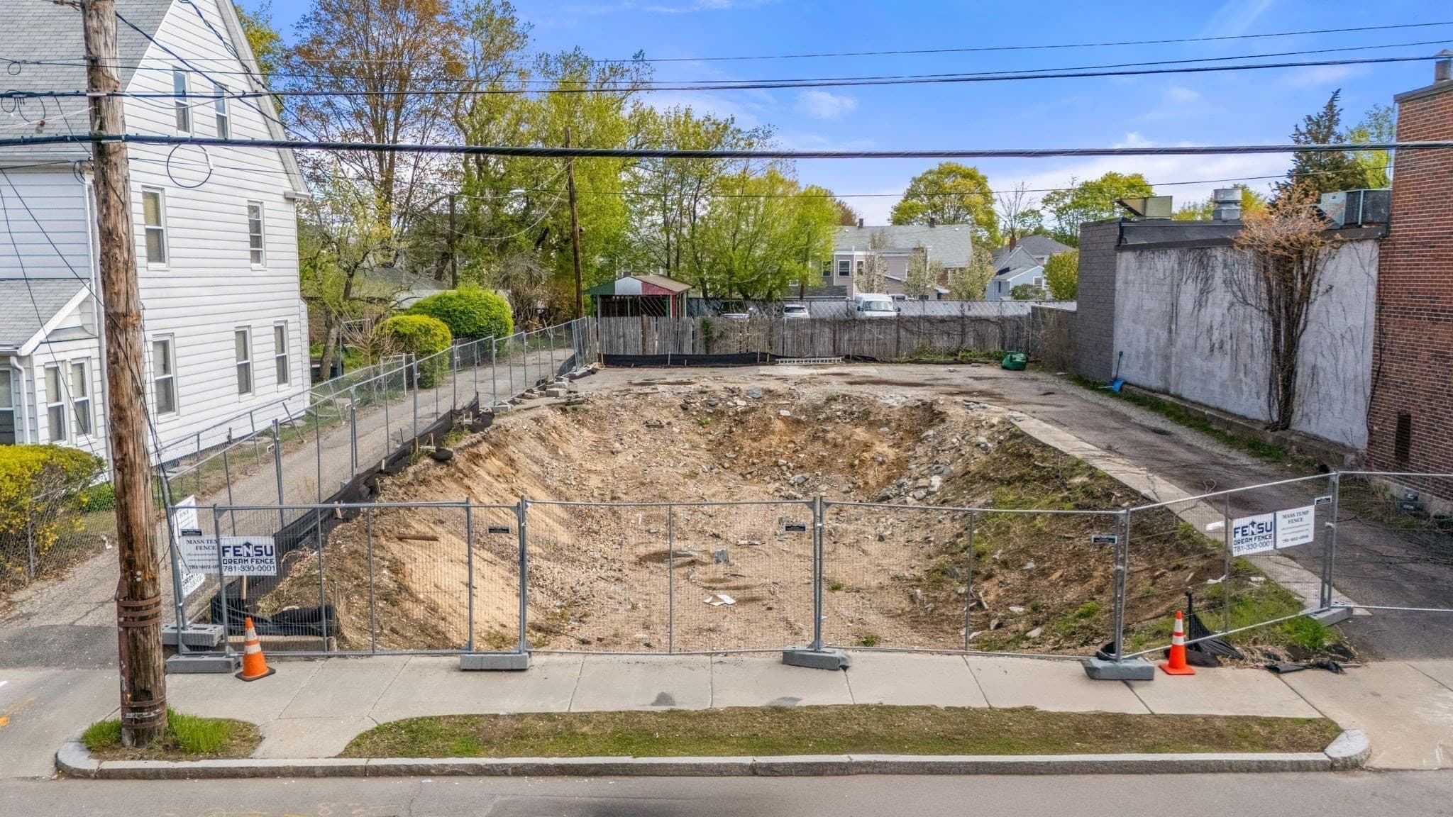 Residential at 194 Adams St, Newton MA 02458, Newton, photo 2 of 8