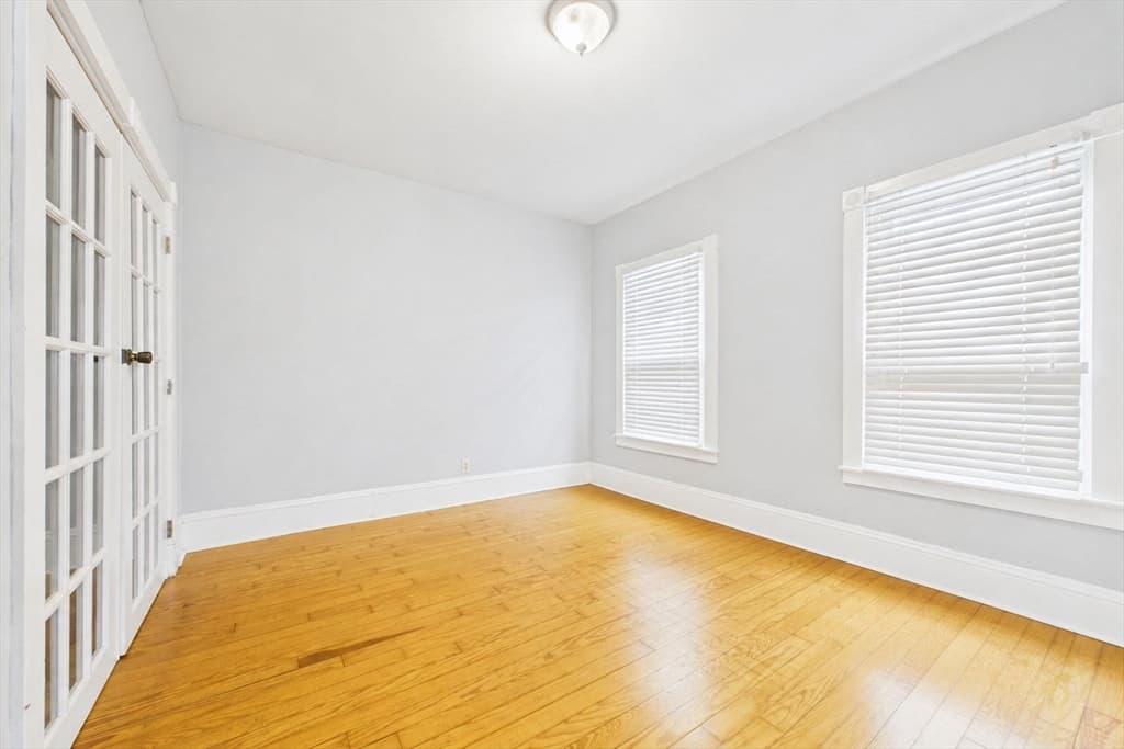 Single Family Residence at 34 Sherman St, New Bedford MA 02740, photo 16 of 19