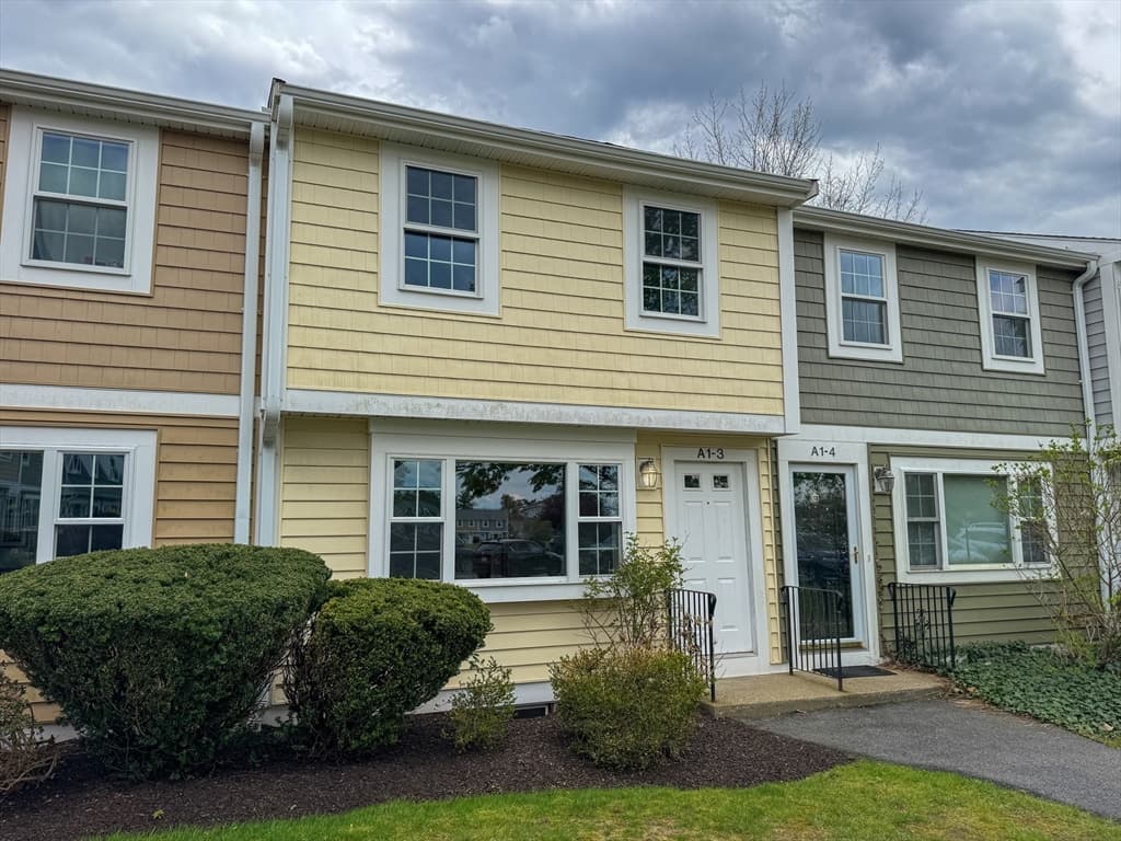 Condominium at 3 Lydon Ln # A1, Halifax MA 02338, Halifax, photo 2 of 31