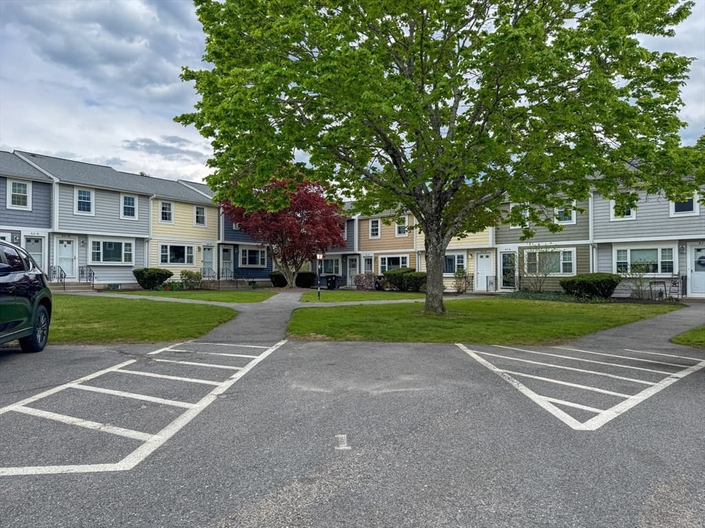 Condominium at 3 Lydon Ln # A1, Halifax MA 02338, Halifax, photo 30 of 31