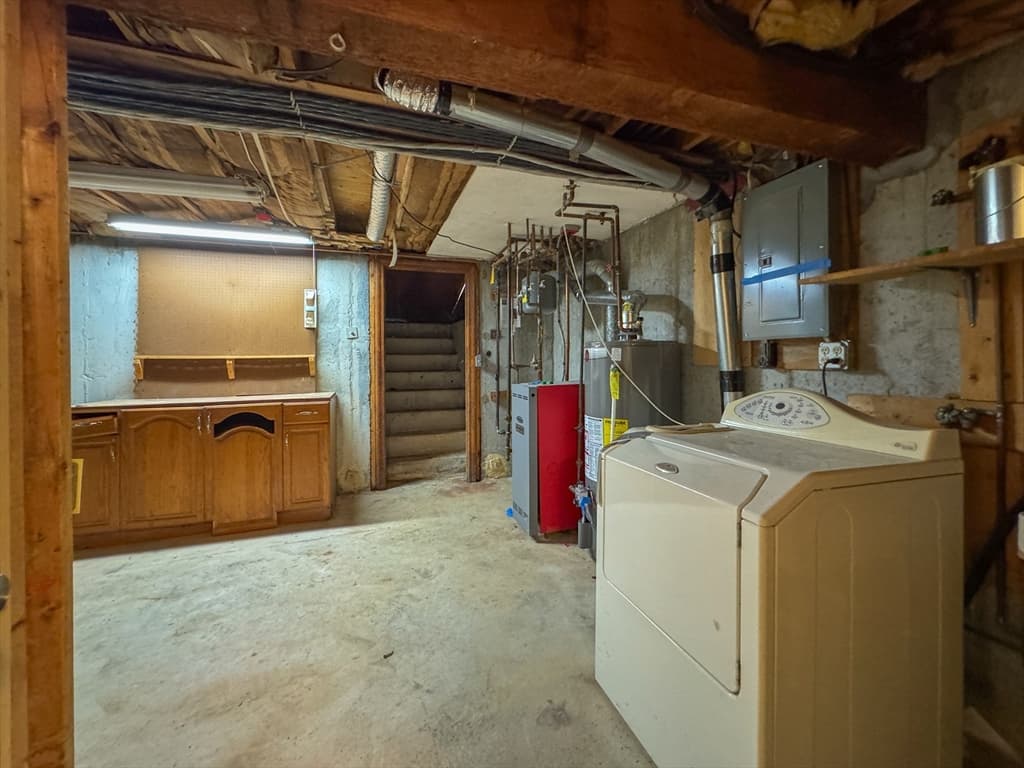 Condominium at 3 Lydon Ln # A1, Halifax MA 02338, Halifax, photo 18 of 31