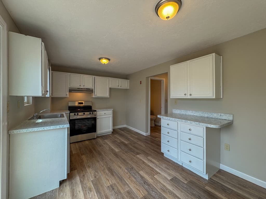 Condominium at 3 Lydon Ln # A1, Halifax MA 02338, Halifax, photo 15 of 31