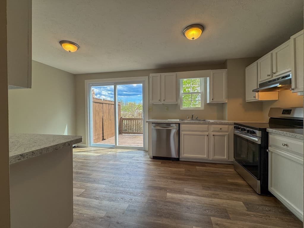 Condominium at 3 Lydon Ln # A1, Halifax MA 02338, Halifax, photo 11 of 31
