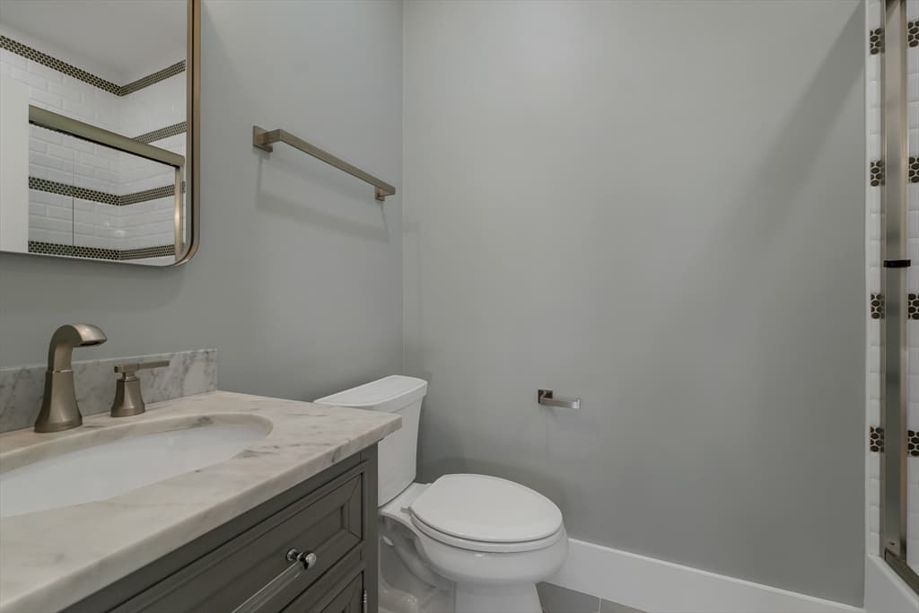 22 Harvard St, Somerville MA 02143 photo 16