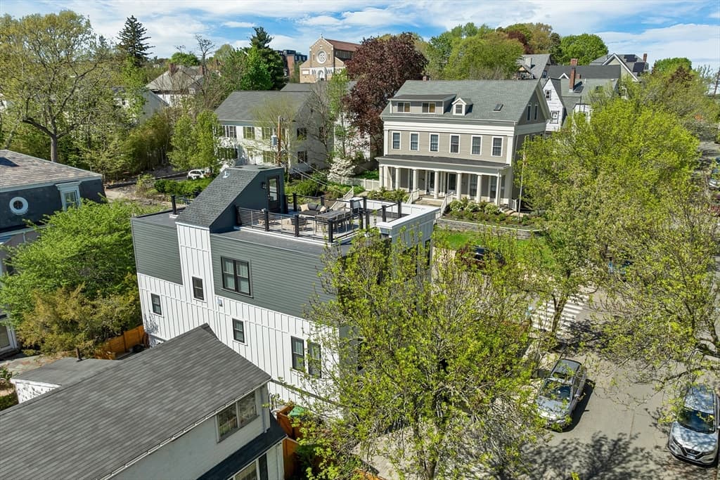 22 Harvard St, Somerville MA 02143 photo 3