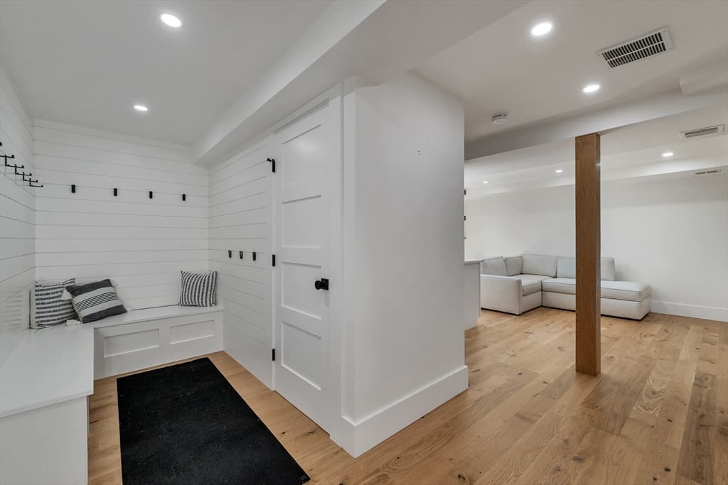 22 Harvard St, Somerville MA 02143 photo 30