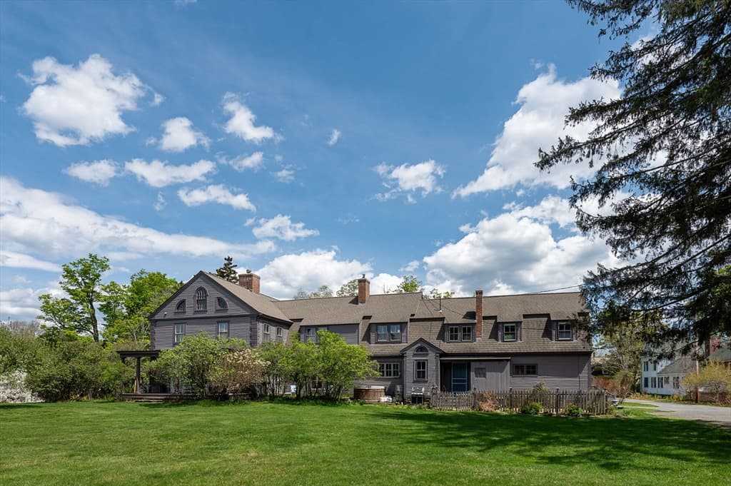 14 South Street, Ashfield MA 01330