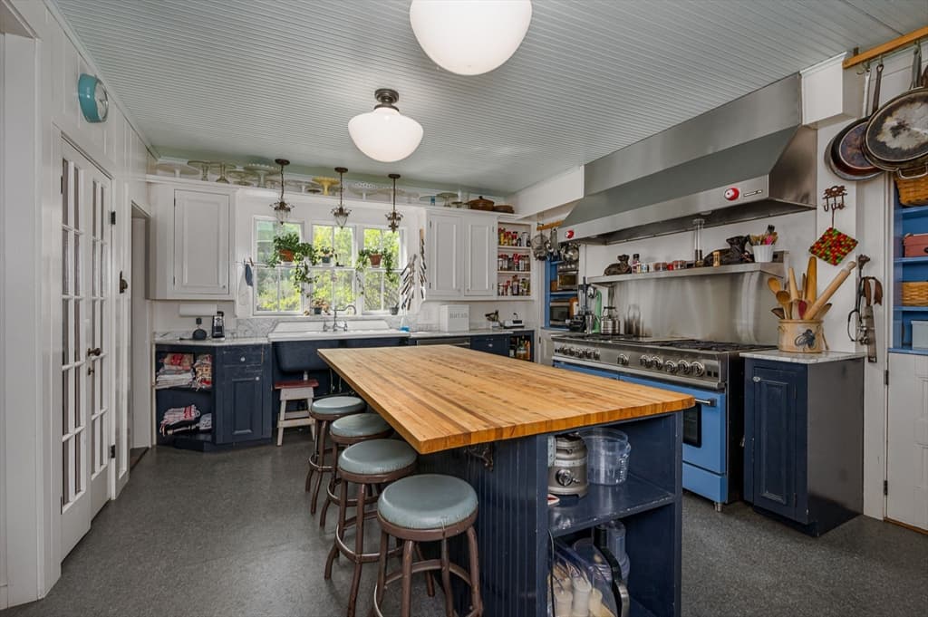 14 South Street, Ashfield MA 01330 photo 11