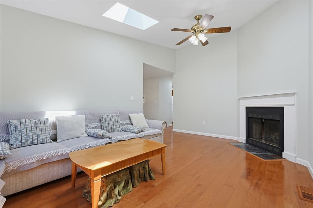 Condominium at 36 Nottingham Rd # 36, Grafton MA 01519, Grafton, photo 7 of 41