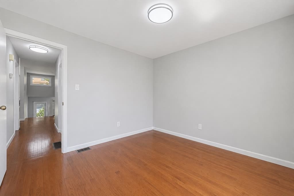Condominium at 36 Nottingham Rd # 36, Grafton MA 01519, Grafton, photo 31 of 41