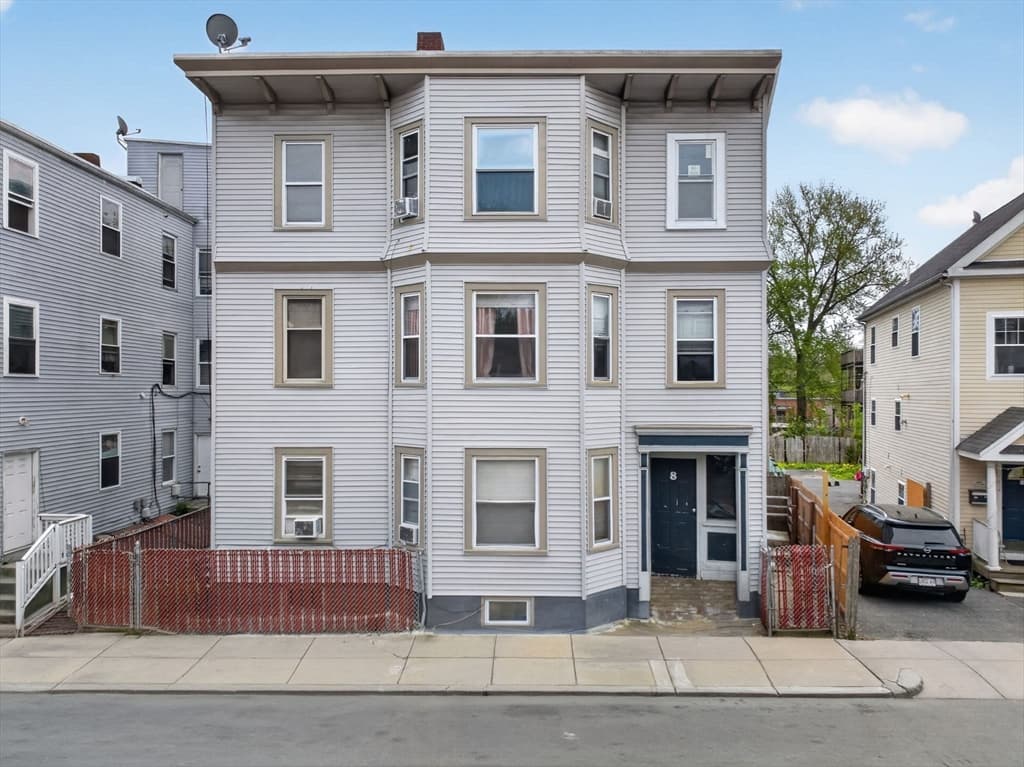 3 Family at 8 Torrey St, Boston MA 02124, photo 2 of 12