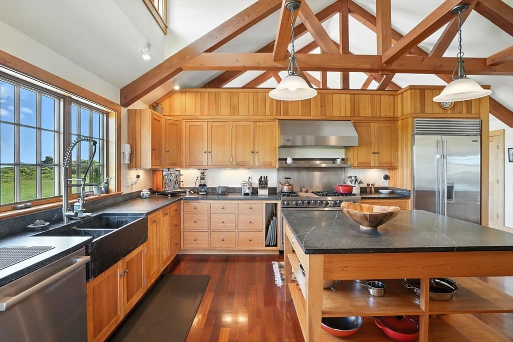 Single Family Residence at 18 Spruce Gate Road, Chilmark MA 02535, photo 14 of 38