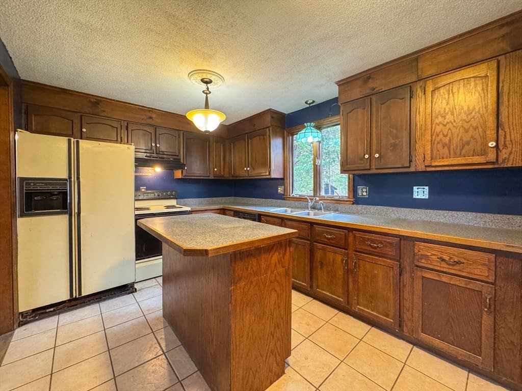 60 White Fox Rd, Agawam MA 01030 photo 20