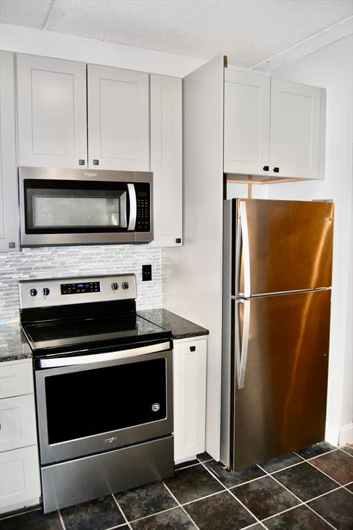 Condominium at 200 Cove Way # 113, Quincy MA 02169, photo 7 of 37