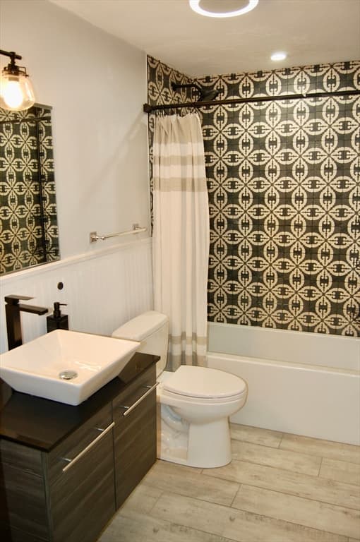 Condominium at 200 Cove Way # 113, Quincy MA 02169, photo 21 of 37