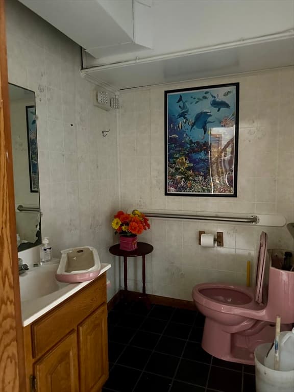 Single Family Residence at 29 W Main St, Orange MA 01364, Orange, photo 12 of 13