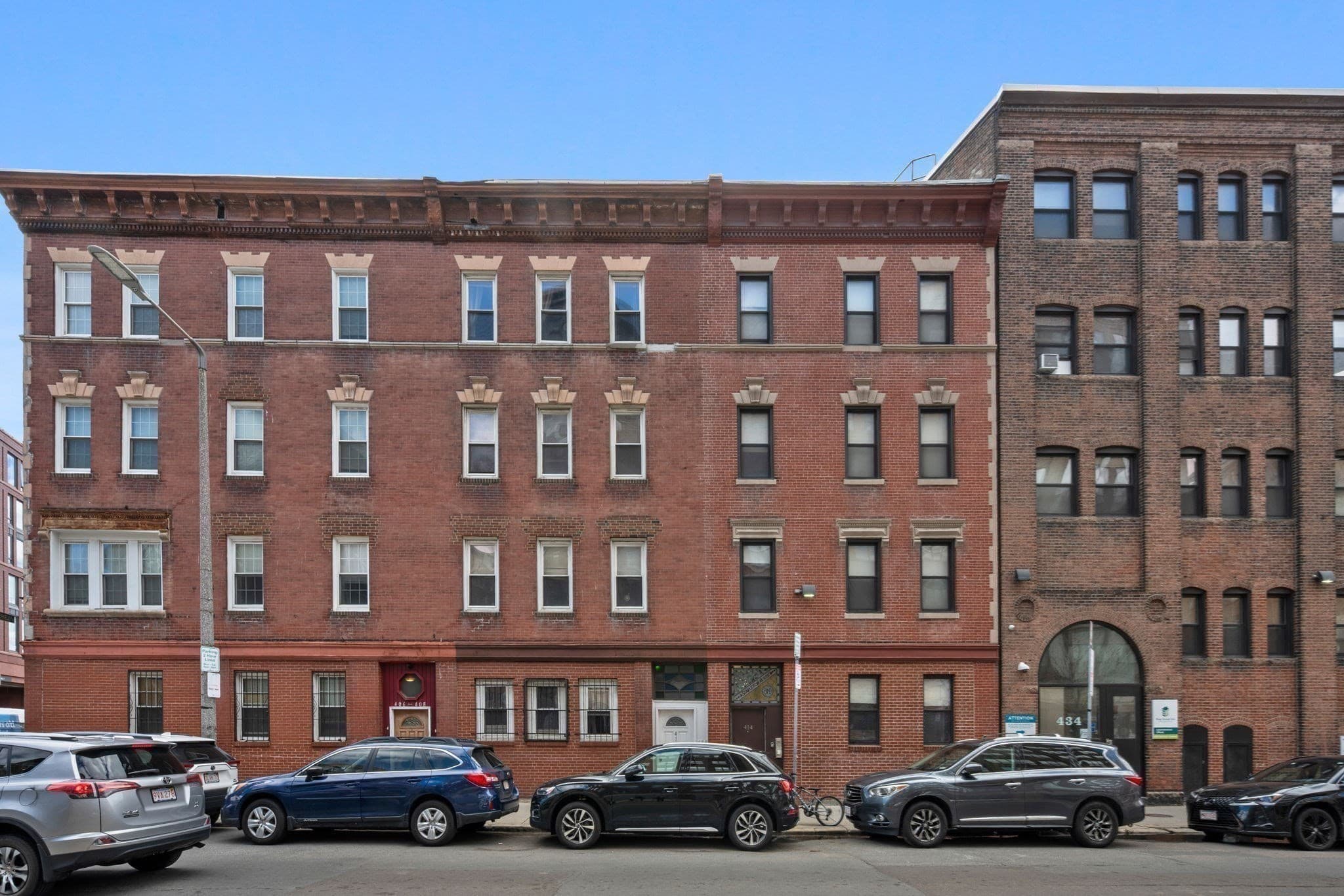 4 Family - 4 Units Up/Down at 410 Harrison Ave, Boston MA 02118, photo 2 of 22