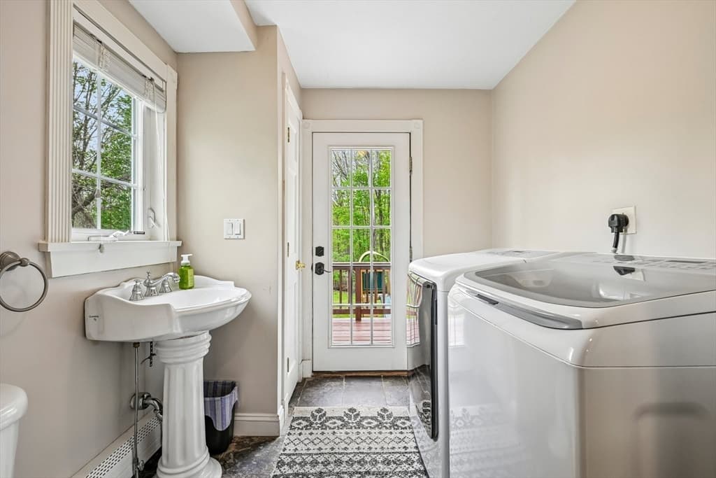 Single Family Residence at 190 Southville Rd, Southborough MA 01772, photo 23 of 34