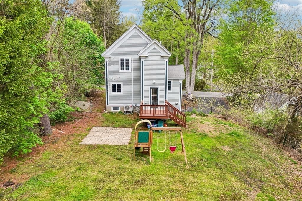 Single Family Residence at 190 Southville Rd, Southborough MA 01772, photo 26 of 34