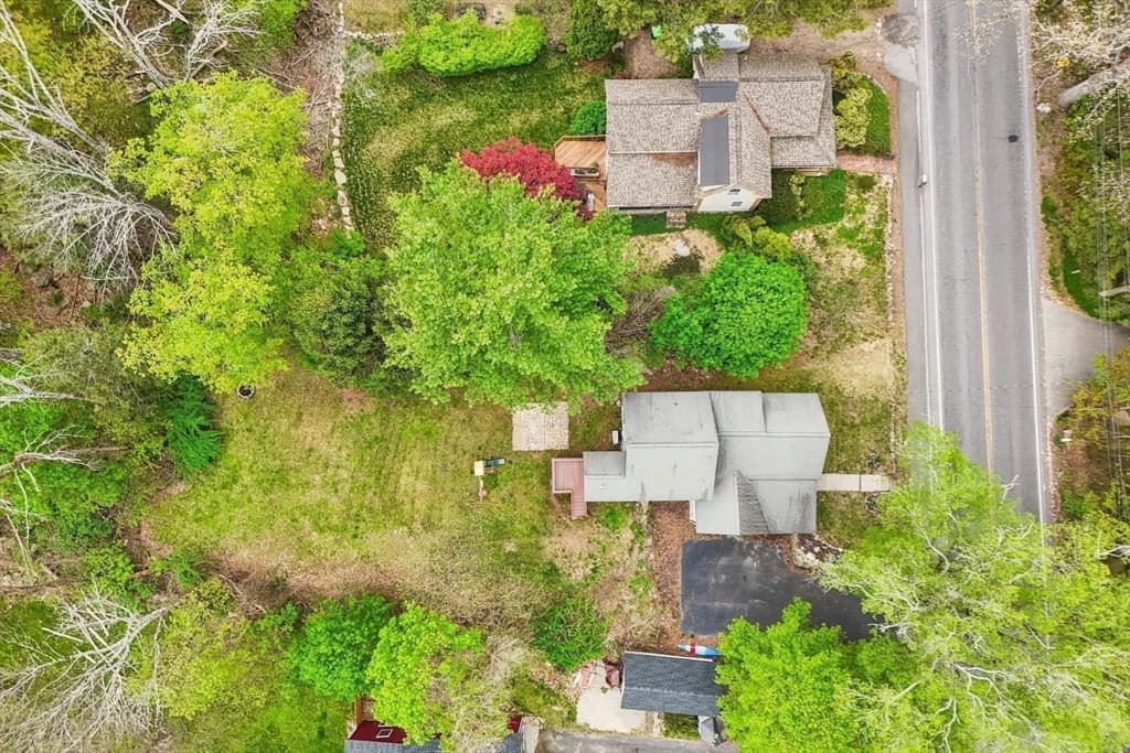 Single Family Residence at 190 Southville Rd, Southborough MA 01772, photo 32 of 34