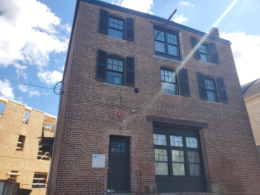 3 Family - 3 Units Up/Down at 14 Meehan St, Boston MA 02130, photo 2 of 5