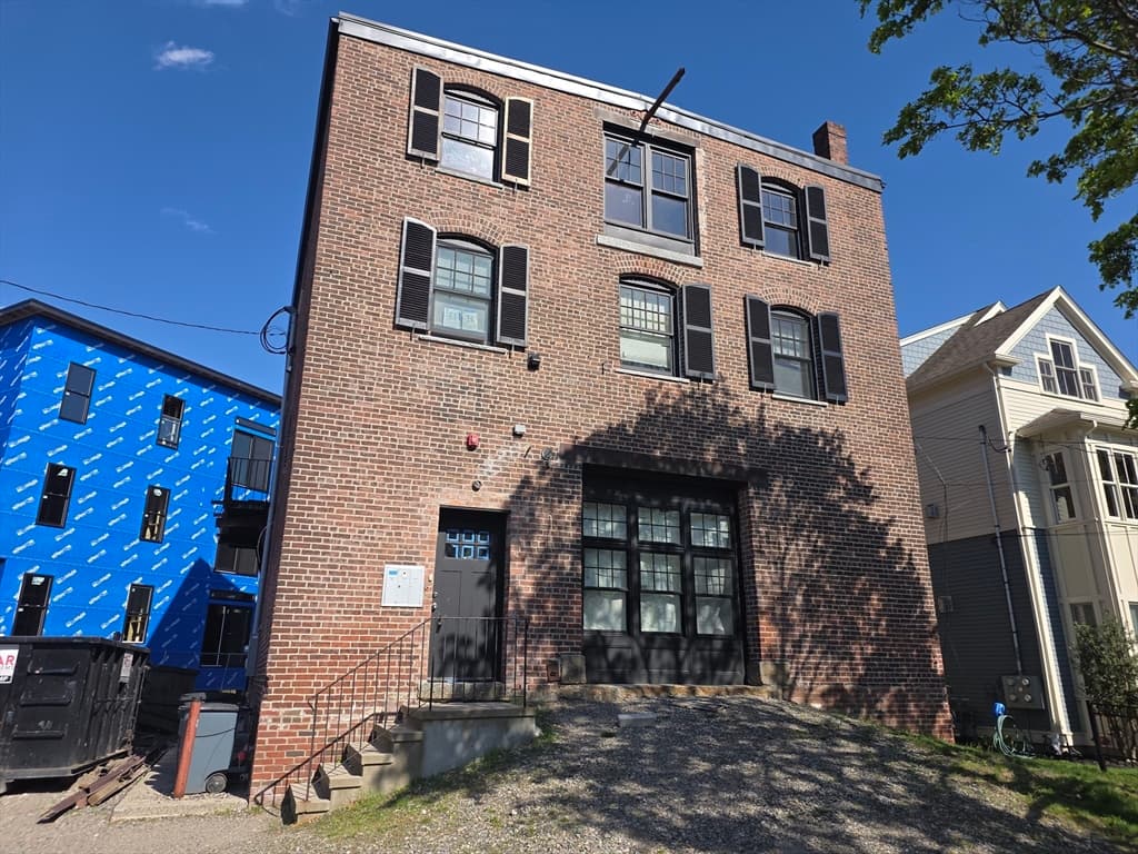 3 Family - 3 Units Up/Down at 14 Meehan St, Boston MA 02130, photo 4 of 5