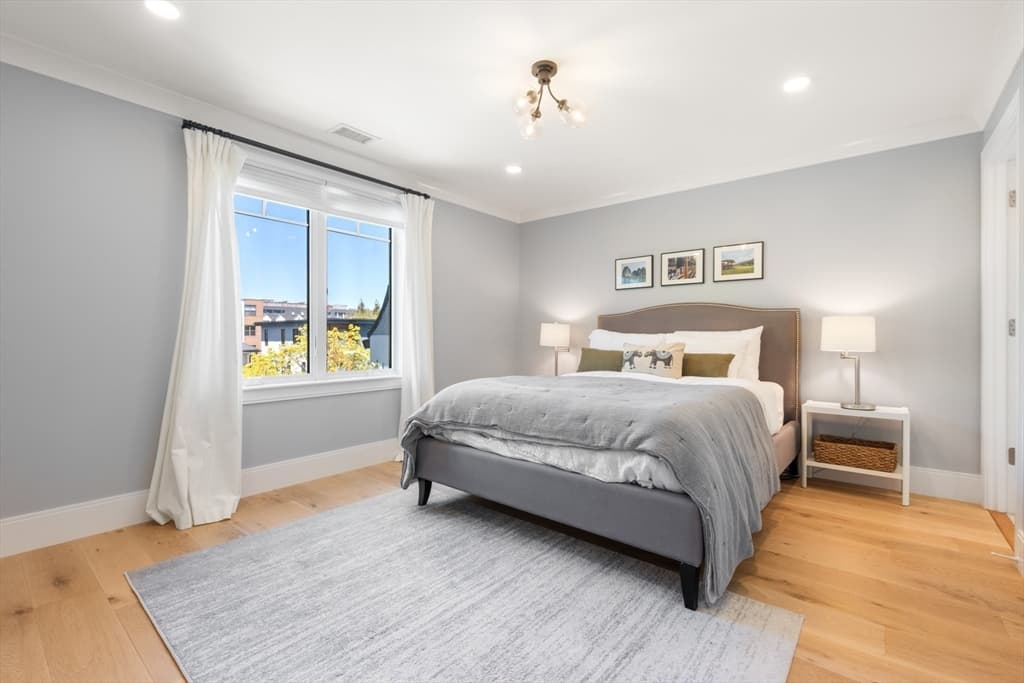 Condominium at 80 Verndale St # 80, Brookline MA 02446, photo 16 of 27