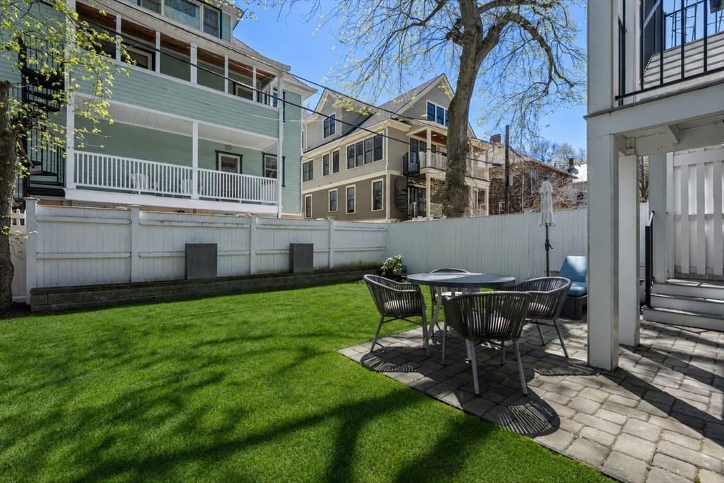 Condominium at 80 Verndale St # 80, Brookline MA 02446, photo 25 of 27