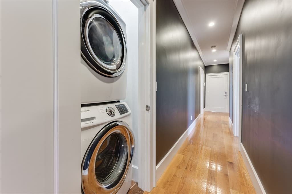 Condominium at 17 Vinton Street # 5, Boston MA 02127, photo 17 of 22