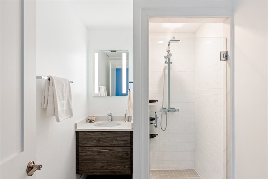 Condominium at 771 Harrison Ave # 304, Boston MA 02118, photo 13 of 26