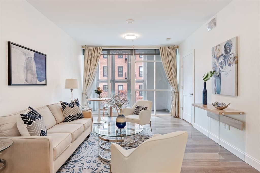 Condominium at 771 Harrison Ave # 304, Boston MA 02118, photo 7 of 26