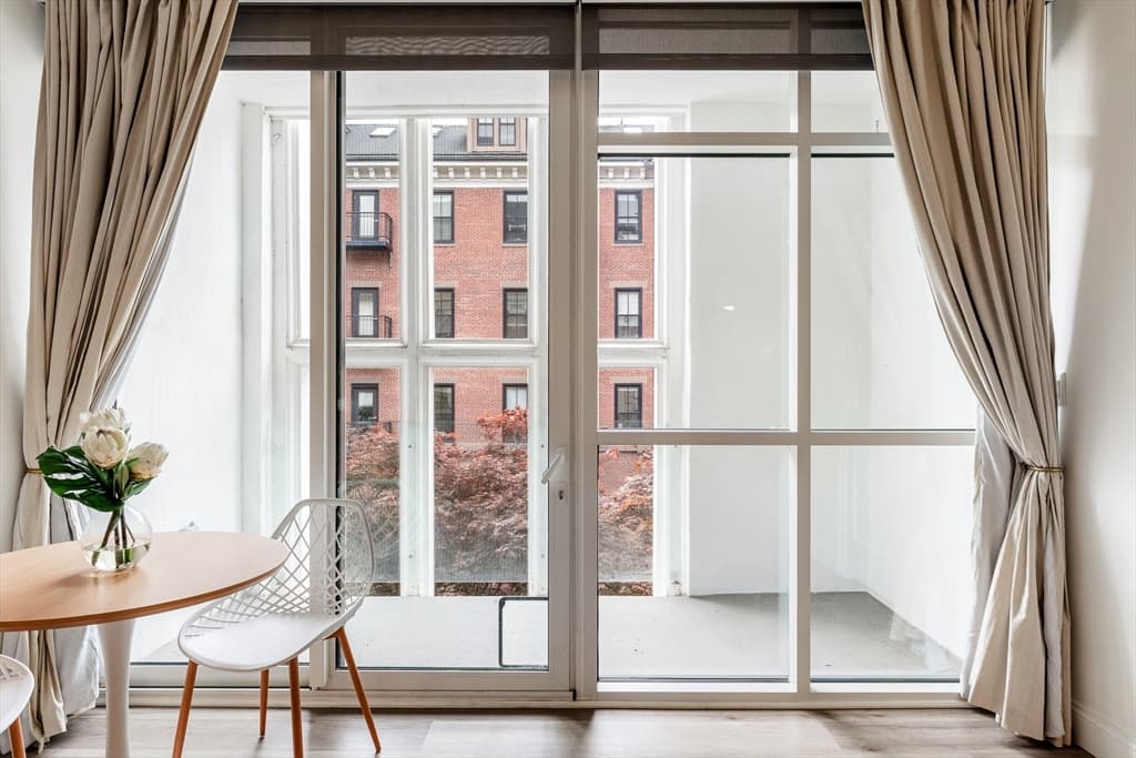Condominium at 771 Harrison Ave # 304, Boston MA 02118, photo 8 of 26