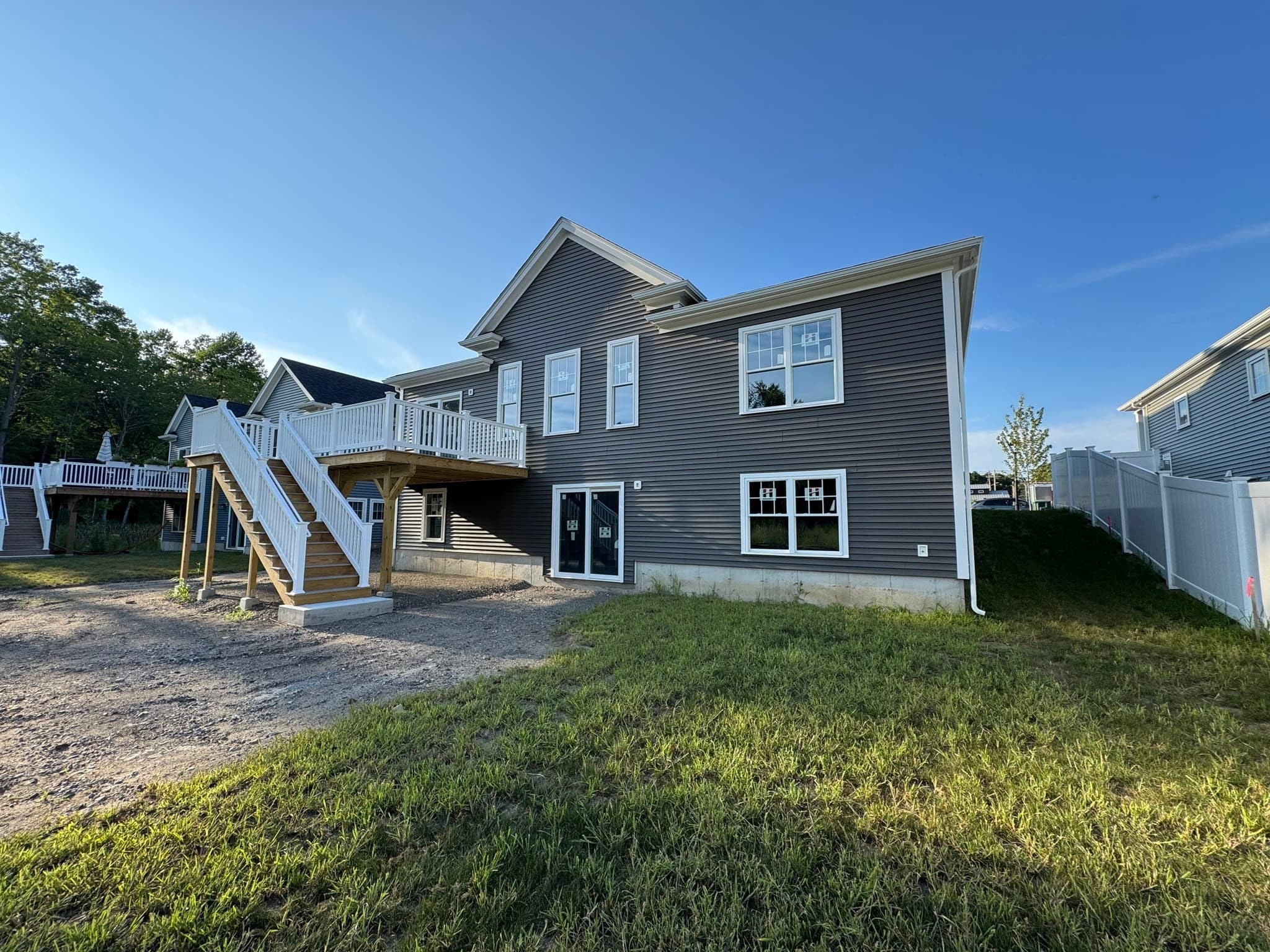 Single Family Residence at 31 Cutter Drive, Easton MA 02375, photo 2 of 19