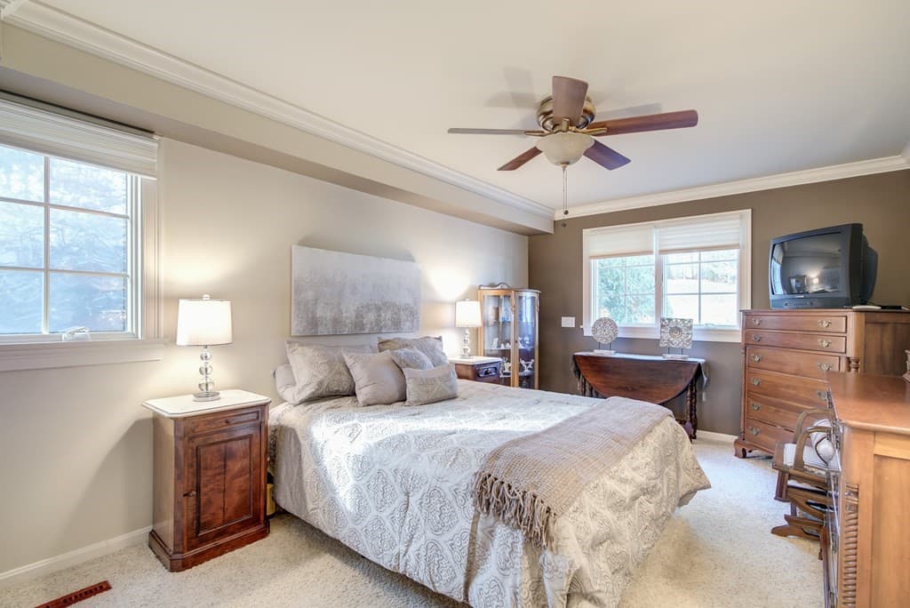 Single Family Residence at 186 Tanglewood Drive, Longmeadow MA 01106, photo 26 of 42
