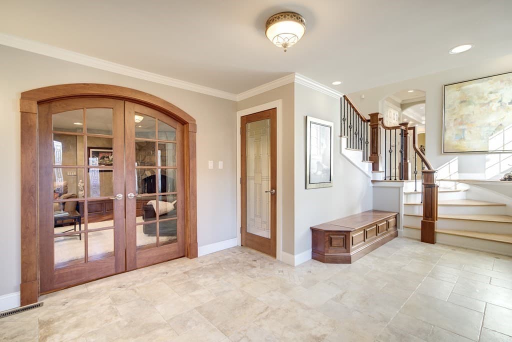 Single Family Residence at 186 Tanglewood Drive, Longmeadow MA 01106, photo 9 of 42