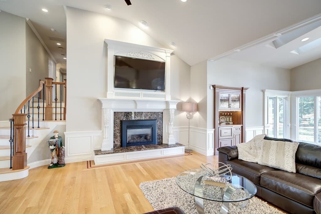 Single Family Residence at 186 Tanglewood Drive, Longmeadow MA 01106, photo 11 of 42