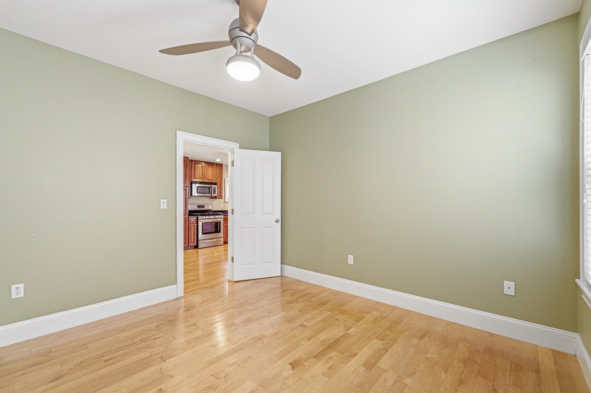 Condominium at 5 Mount Vernon St # 2, Boston MA 02125, Boston, photo 30 of 42