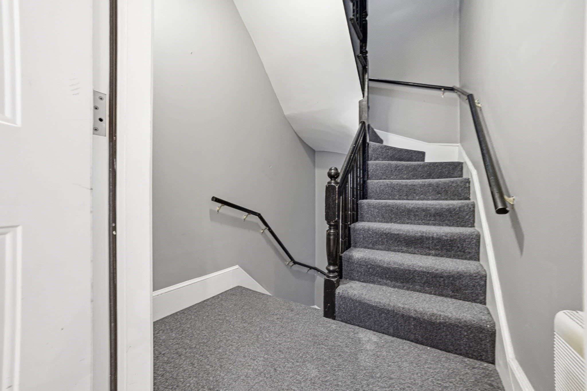 Condominium at 5 Mount Vernon St # 2, Boston MA 02125, Boston, photo 34 of 42