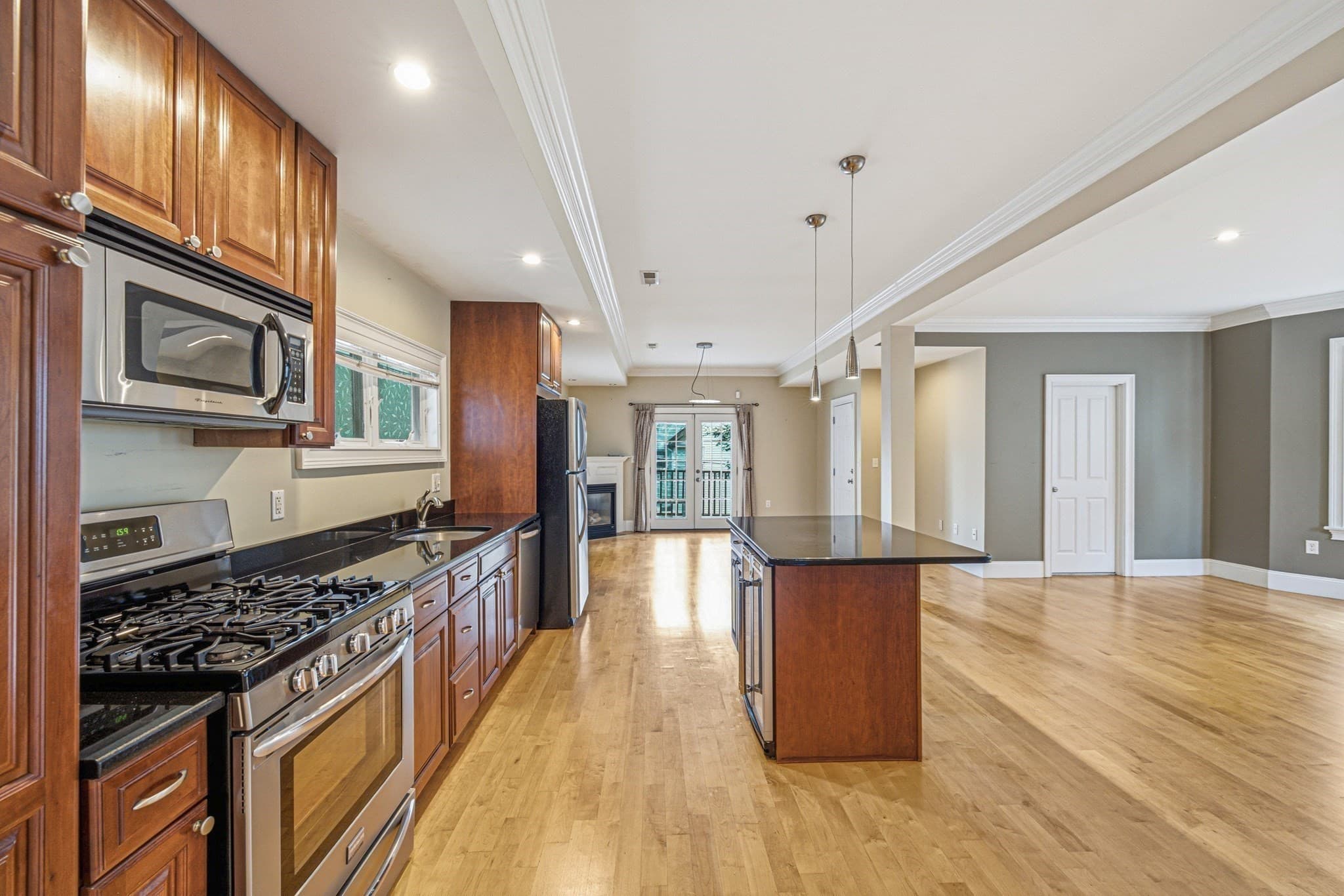 Condominium at 5 Mount Vernon St # 2, Boston MA 02125, Boston, photo 4 of 42