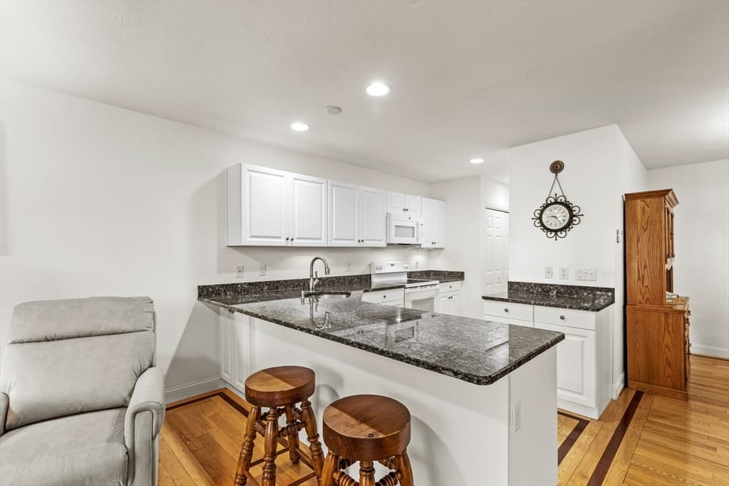 13 Laurel Hill Ct # 13, Bourne MA 02532 photo 27