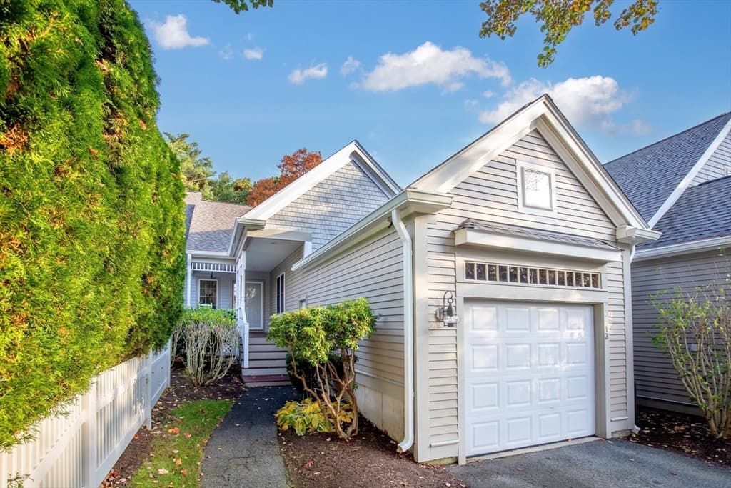 13 Laurel Hill Ct # 13, Bourne MA 02532 photo 5