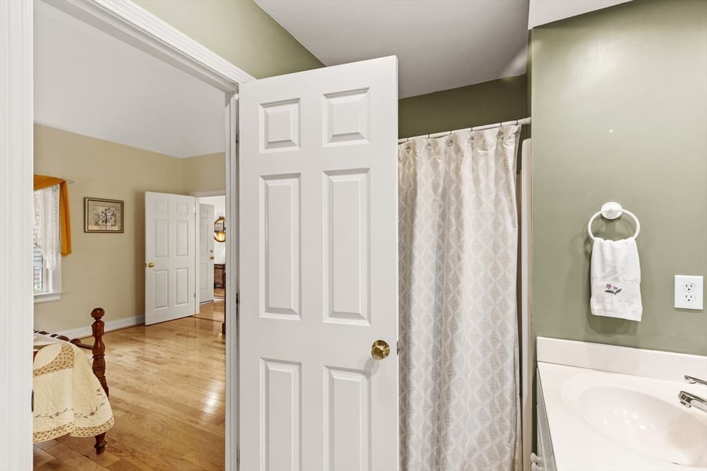 13 Laurel Hill Ct # 13, Bourne MA 02532 photo 25