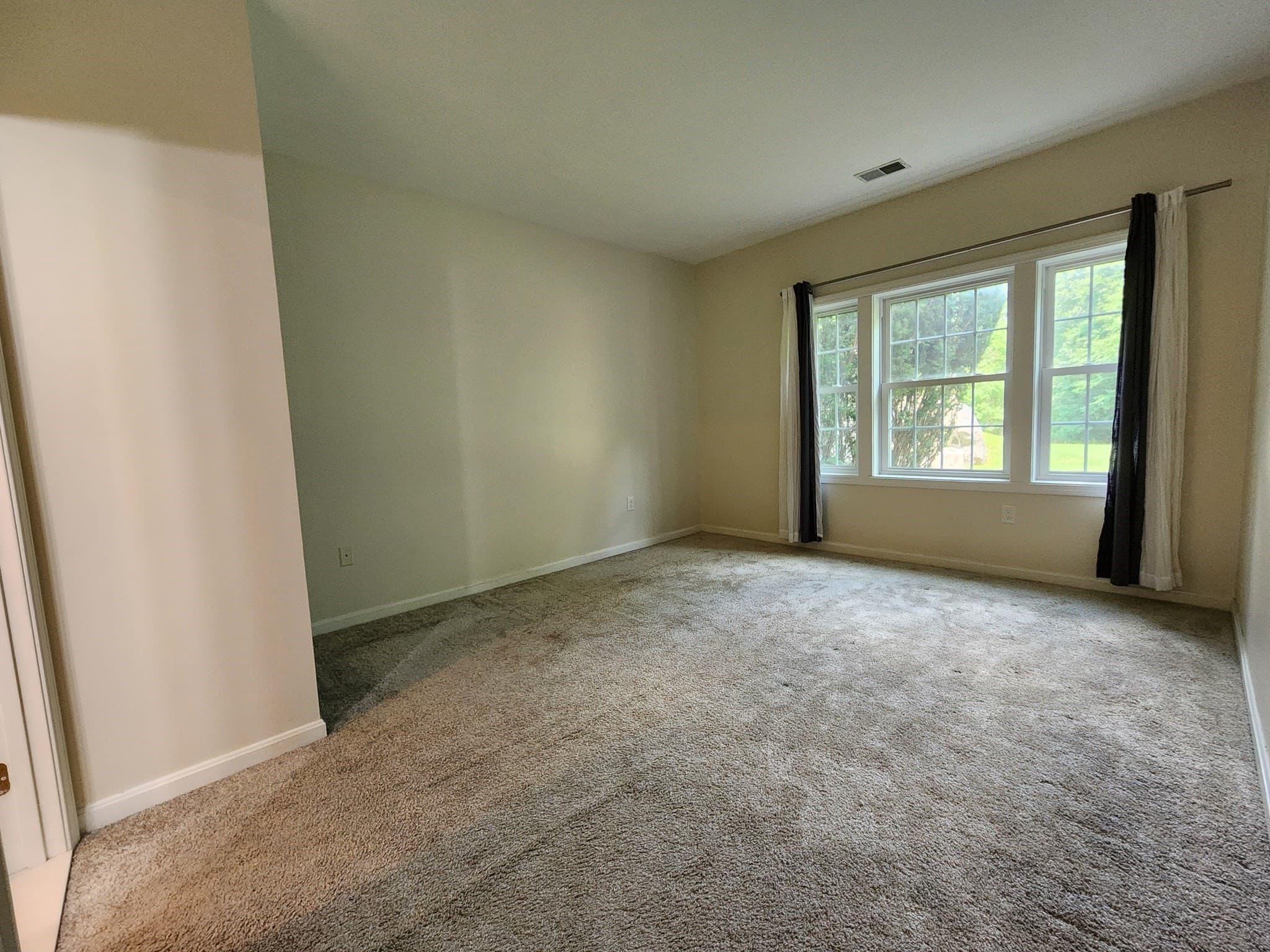 Condominium at 365 Tilden Commons # 365, Braintree MA 02184, photo 5 of 25