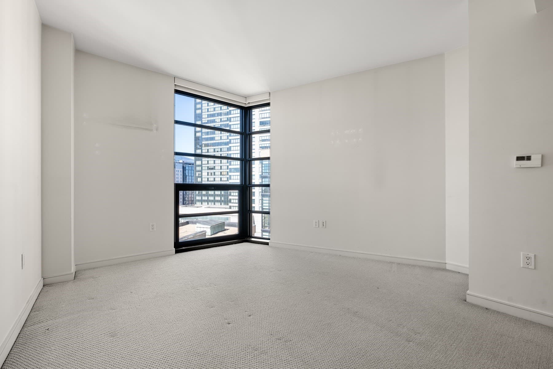 Condominium at 580 Washington St # 1501, Boston MA 02111, photo 17 of 28