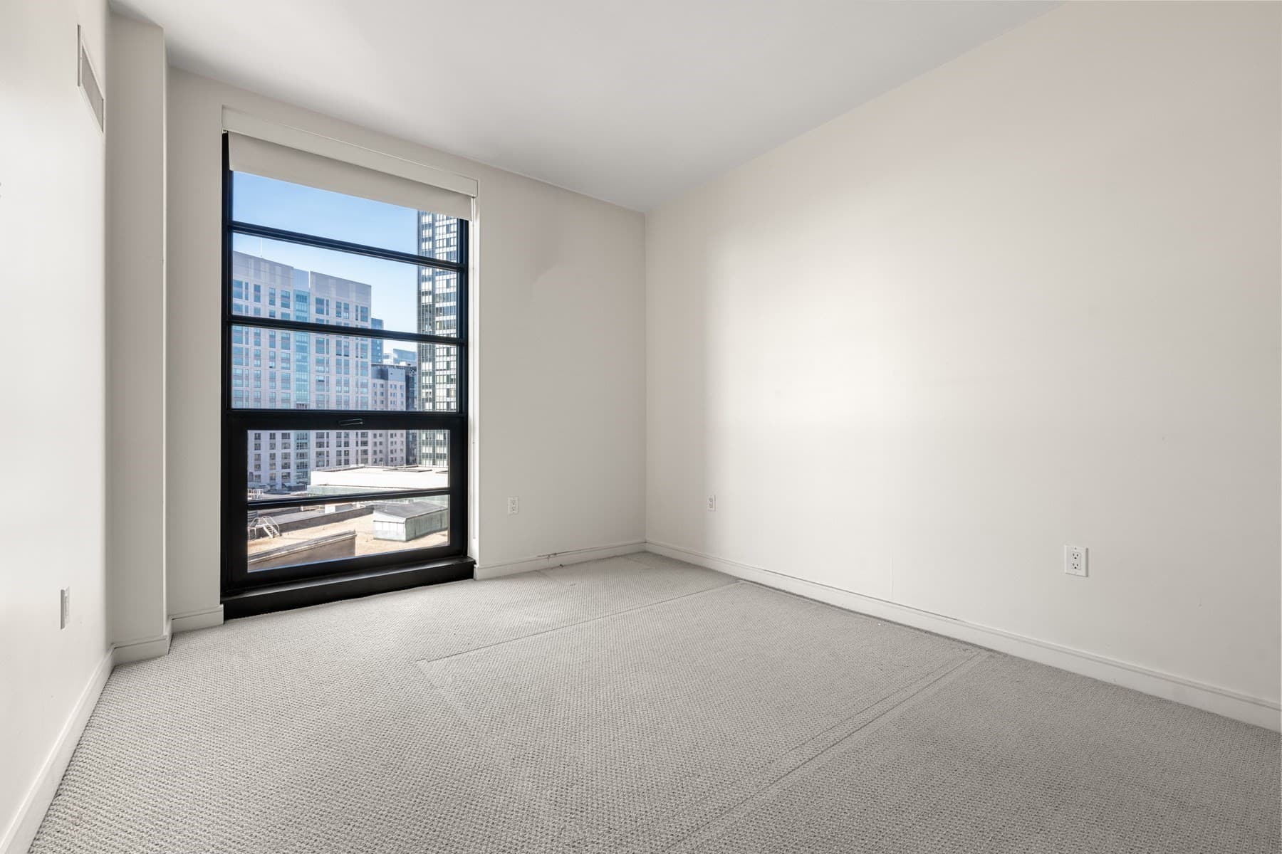 Condominium at 580 Washington St # 1501, Boston MA 02111, photo 14 of 28