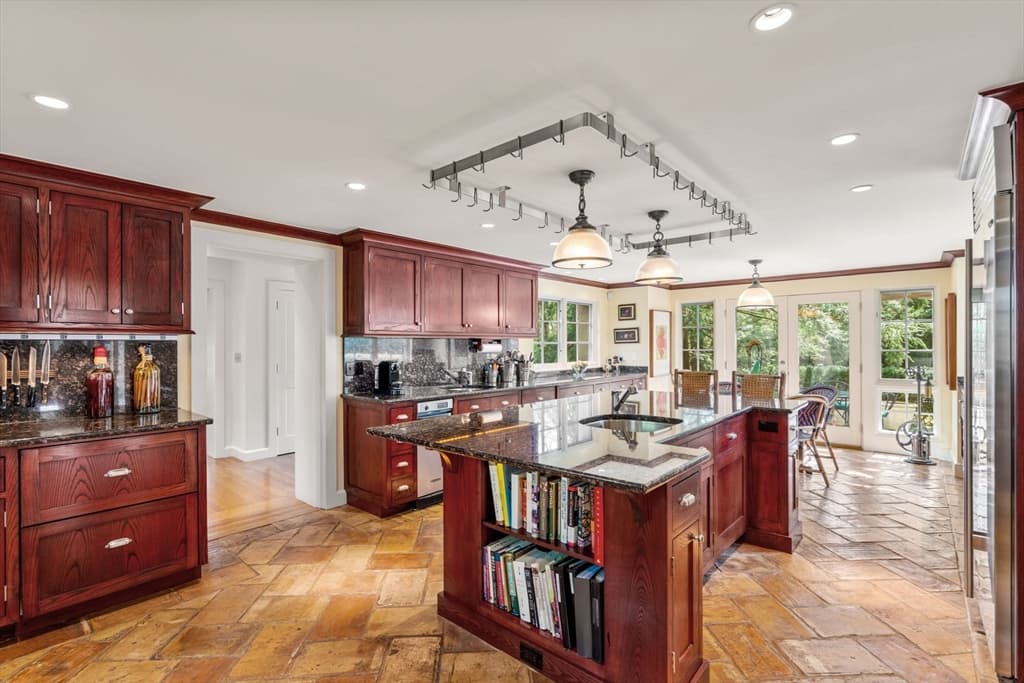Single Family Residence at 342 Warren St, Brookline MA 02445, Brookline, photo 5 of 21