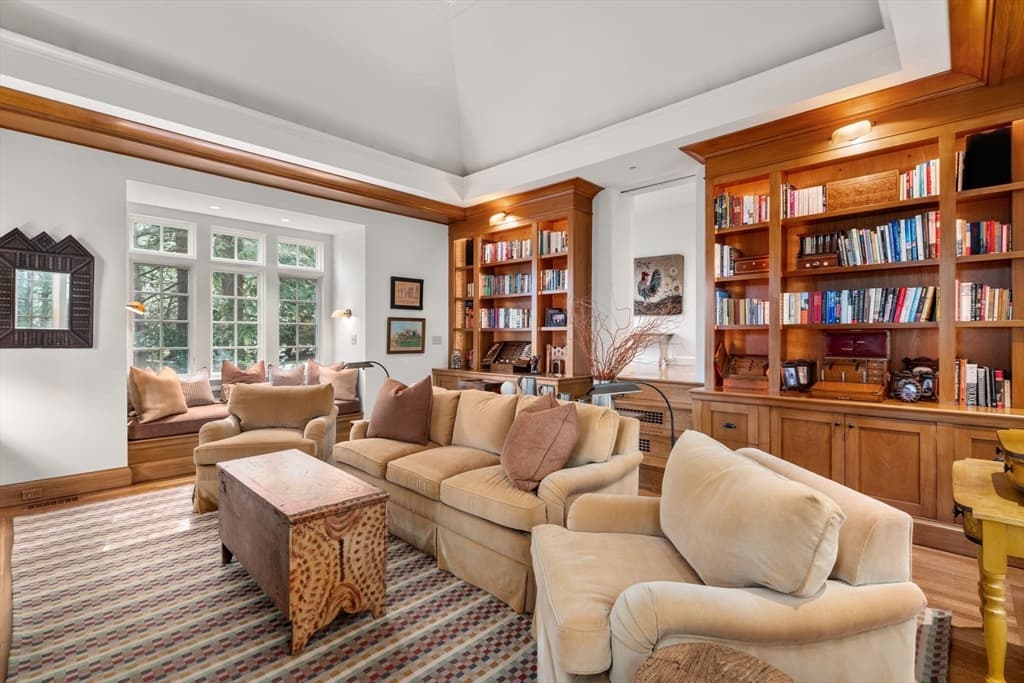 Single Family Residence at 342 Warren St, Brookline MA 02445, Brookline, photo 9 of 21