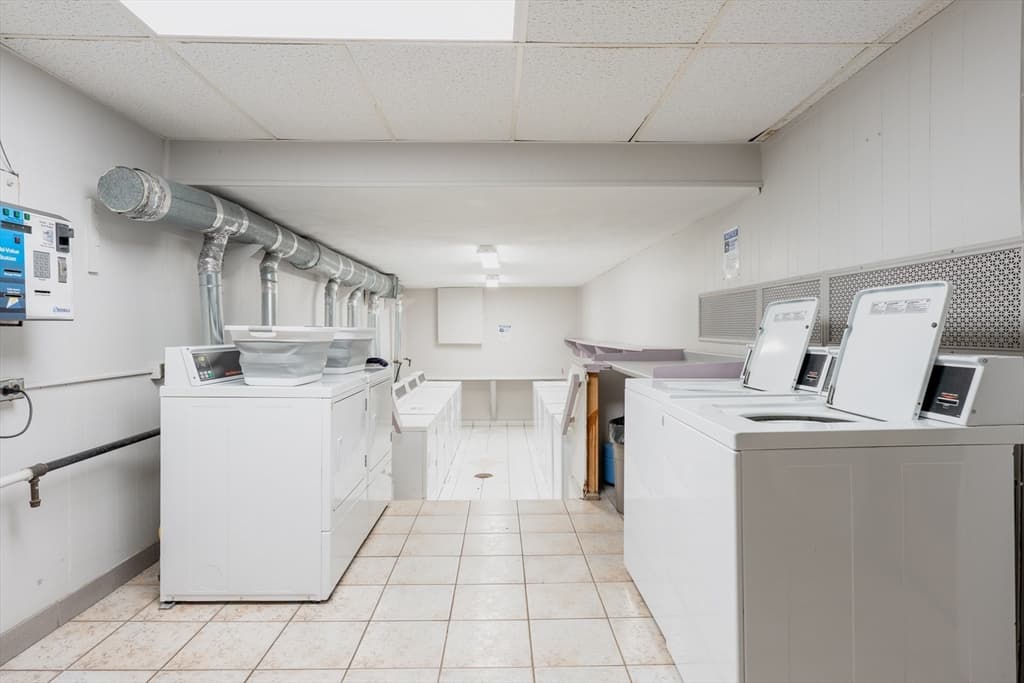 Condominium at 32 Whites Ave, Watertown MA 02472, Watertown, photo 12 of 17