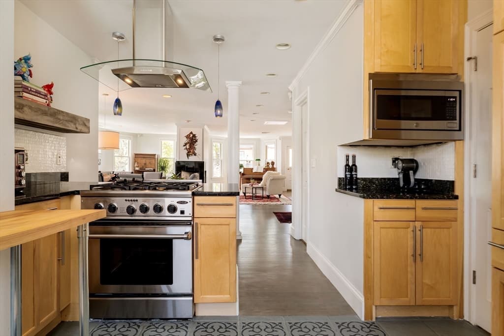 Condominium at 60 Dracut Street # 5, Boston MA 02124, Boston, photo 20 of 42