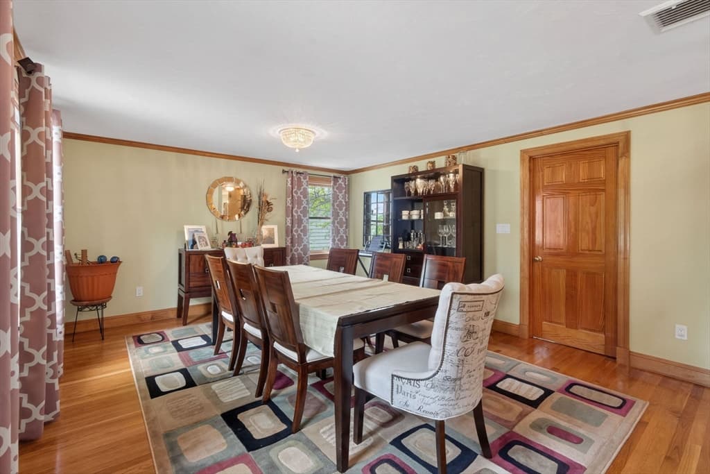 Single Family Residence at 8 Hawthorne St, Watertown MA 02472, photo 10 of 38
